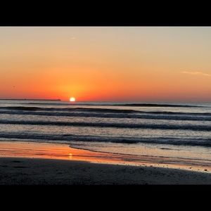 Meet your Posher, Claudia